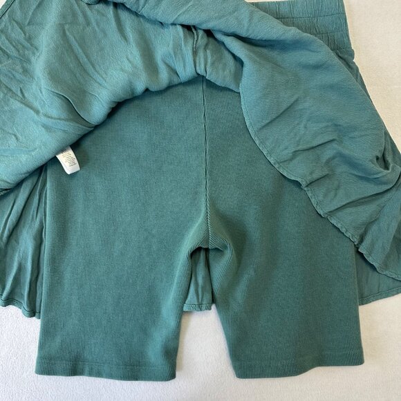 Free People Movement Skirted Ribbed Bike Shorts Size Large Green Athleisure - Picture 10 of 12
